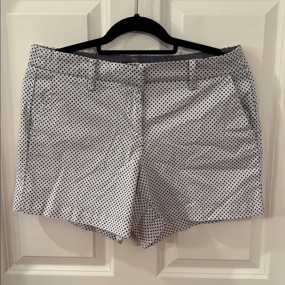 Nautica Women's Polka Dot Chino Shorts 5" Inseam Size 8 White Black Cotton - Picture 2 of 10
